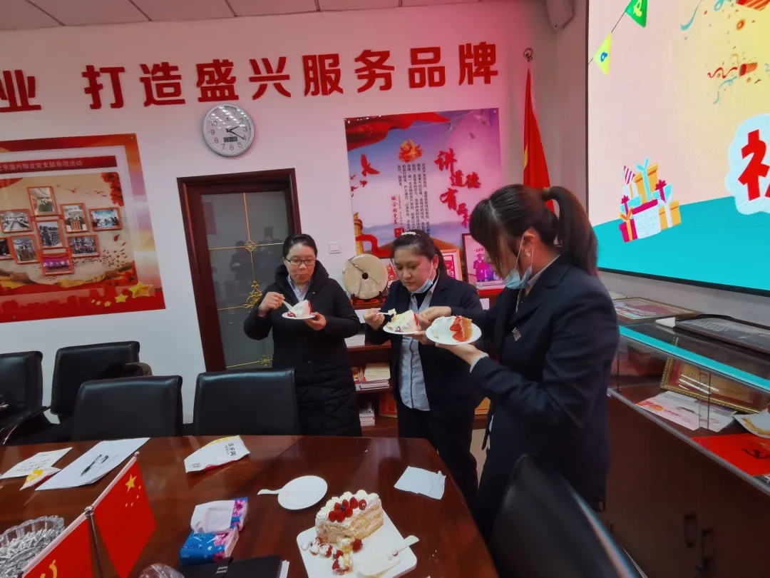 9ad7d9e7abddefb95776ee3f288780cb-sz_3217317.webp.jpg 9ad7d9e7abddefb95776ee3f288780cb-sz_3217317.webp.jpg