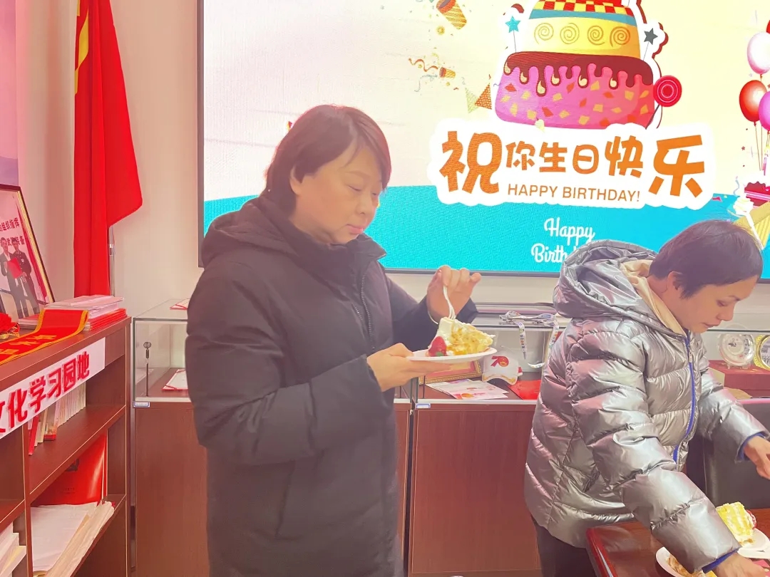 cb46852489566e11e43b3aabfe3c238c-sz_5684776.webp.jpg cb46852489566e11e43b3aabfe3c238c-sz_5684776.webp.jpg